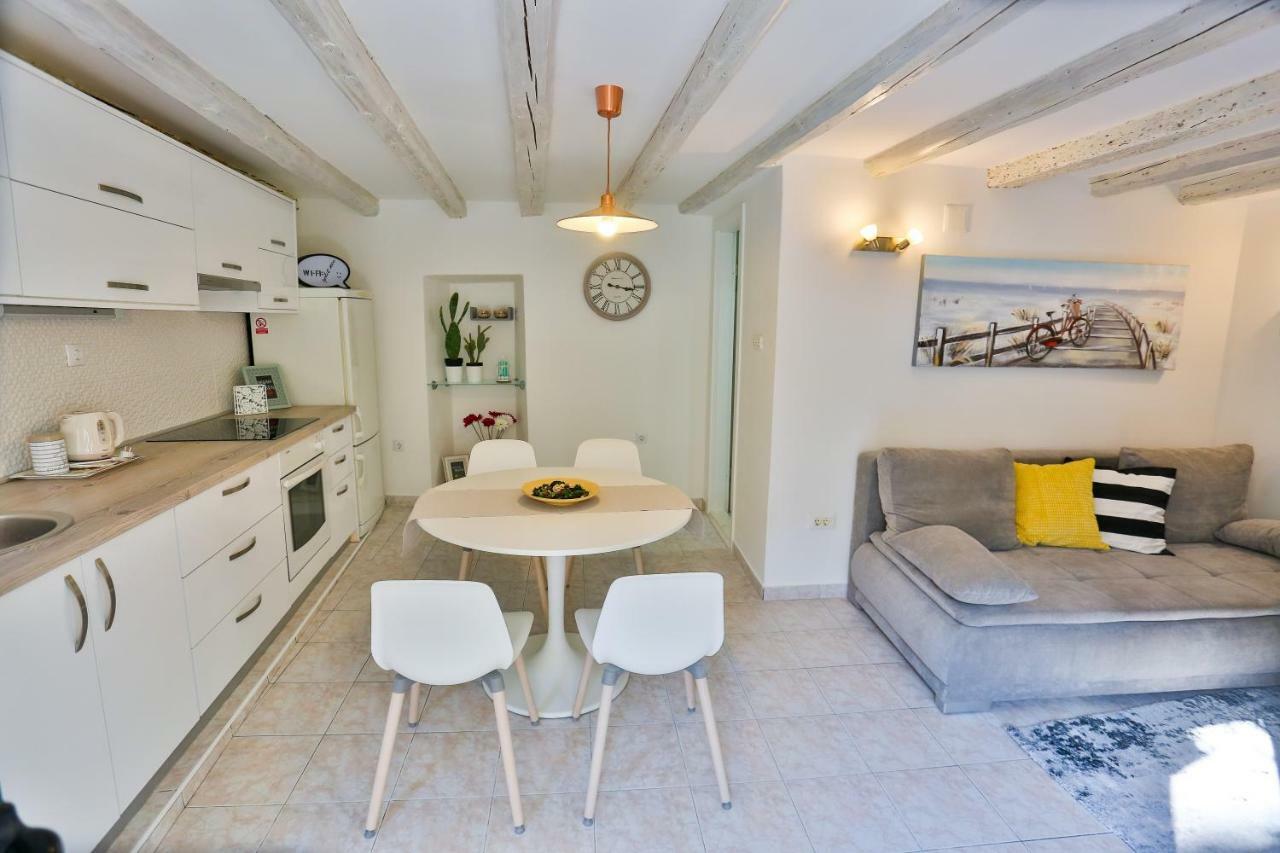 Apartman Dioniz Split Luaran gambar
