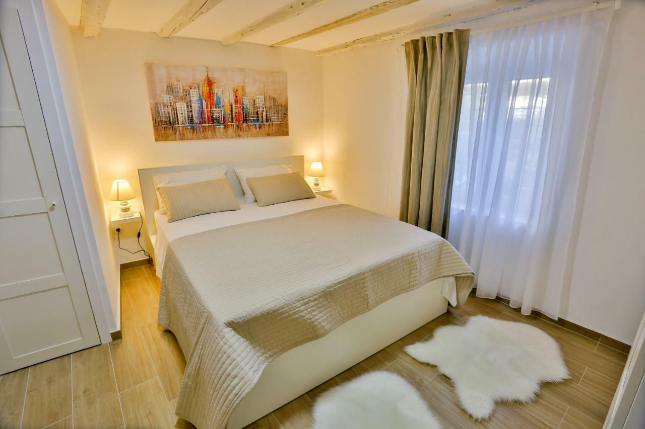 Apartman Dioniz Split Luaran gambar